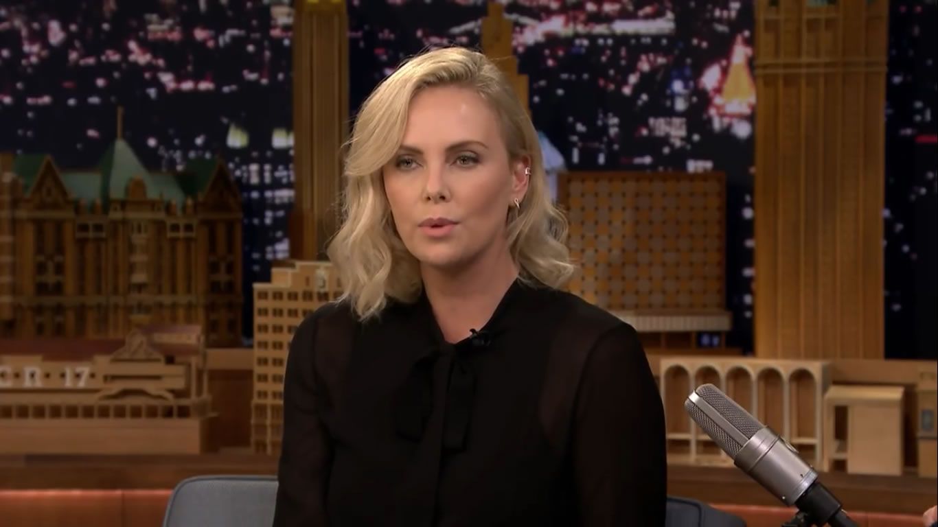 Charlize Theron Plays by Guys' Rules in Atomic Blonde - British English Pronunciation Test  224